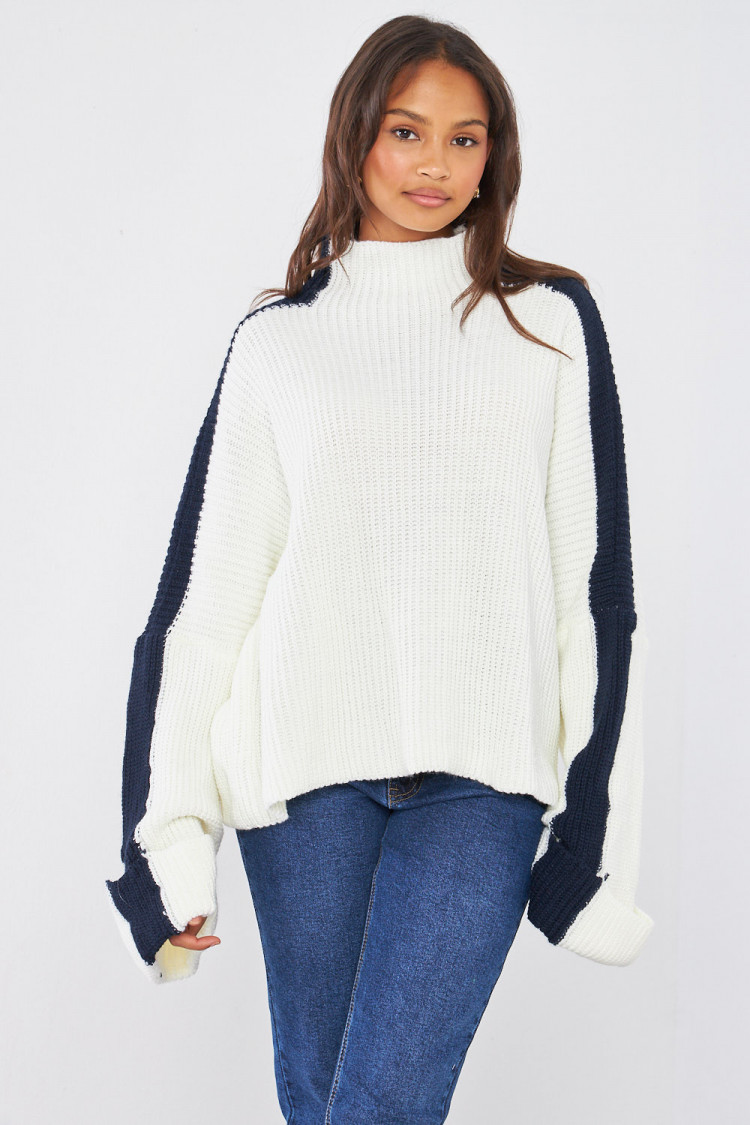Pull écru en maille bicolore