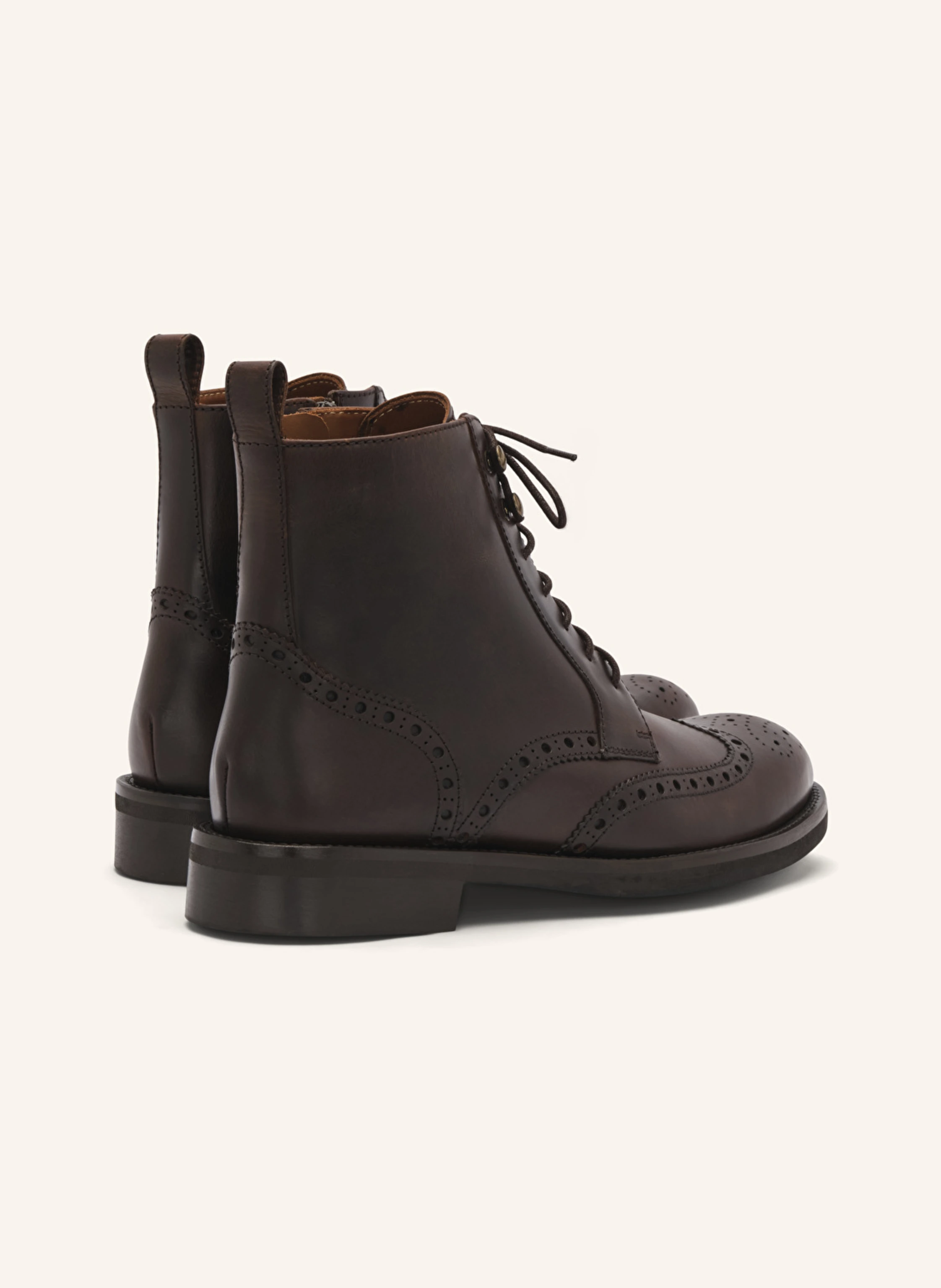 LOTTUSSE Ankle Boots