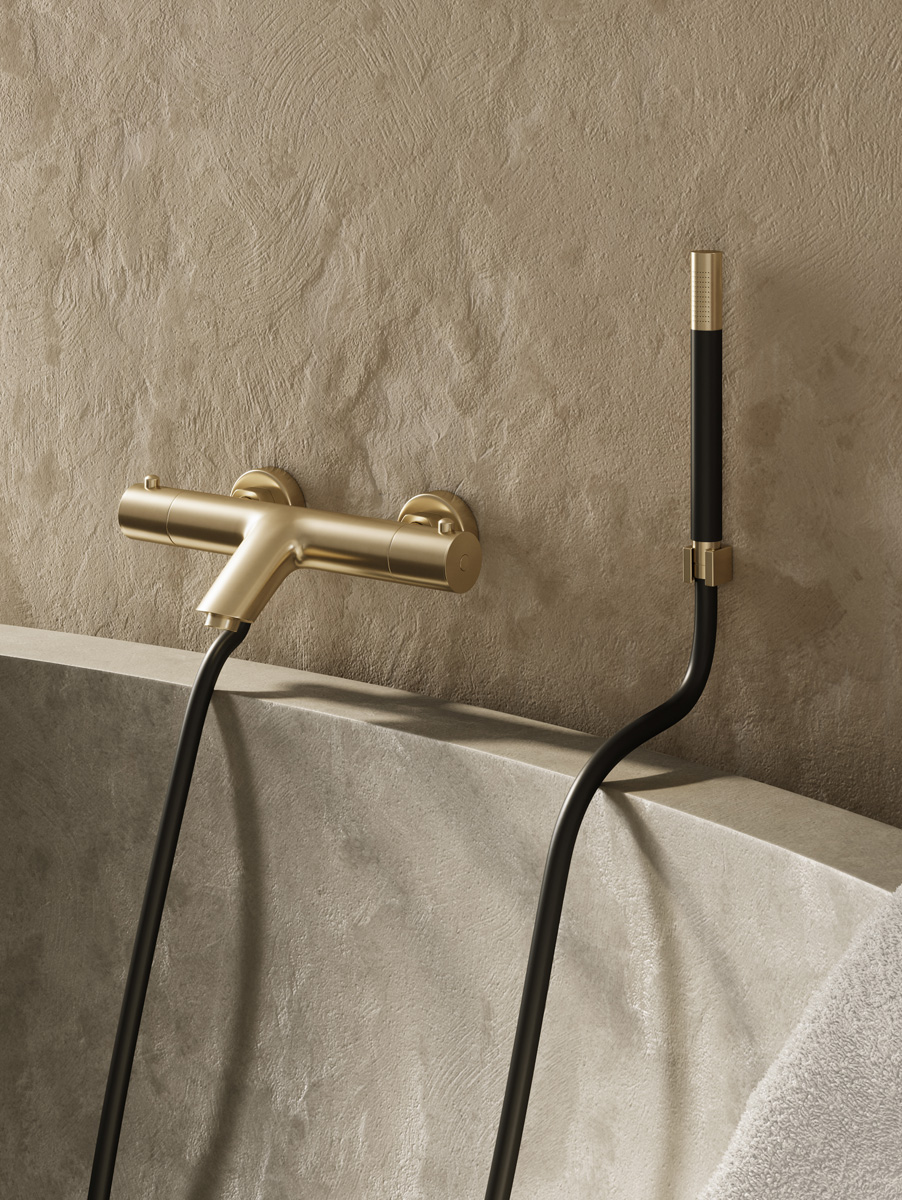 Saniclear Brass Pro thermostatische opbouw badkraan met handdouche geborsteld messing / mat goud