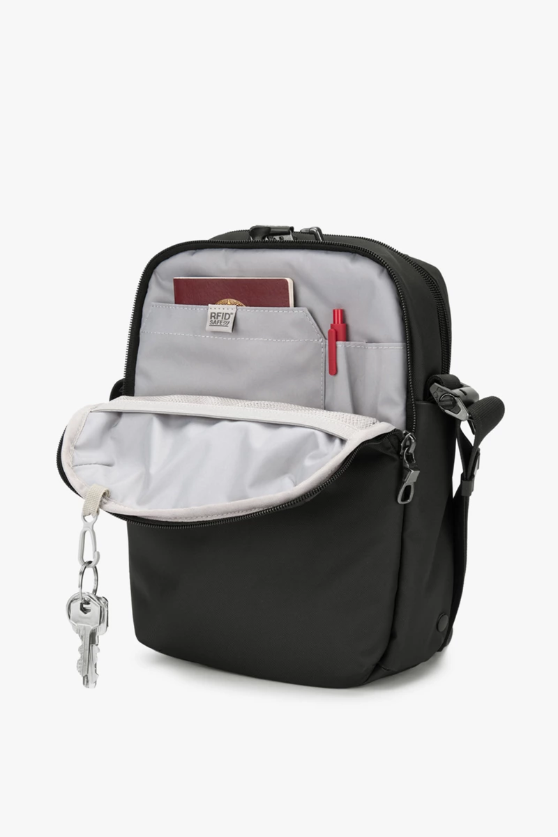 Pacsafe Metrosafe X Anti-Theft Vertical 6 L Tasche