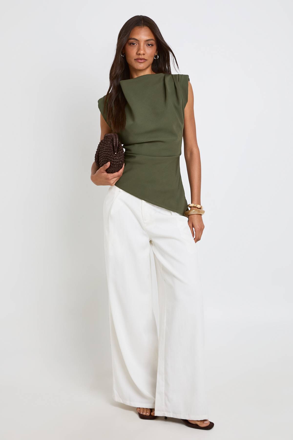 boohoo Blouse Asymétrique Haute Avec Épaulettes Froncées