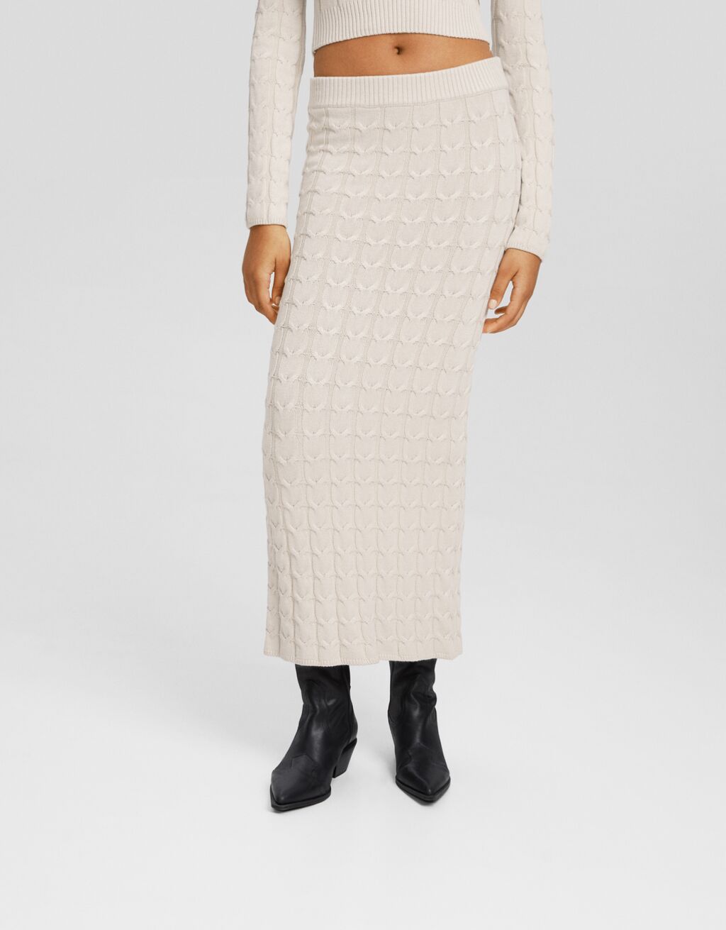 Saia midi de tricô