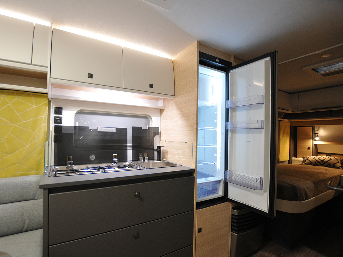 Fendt Apero 515 SG 2024 caravan