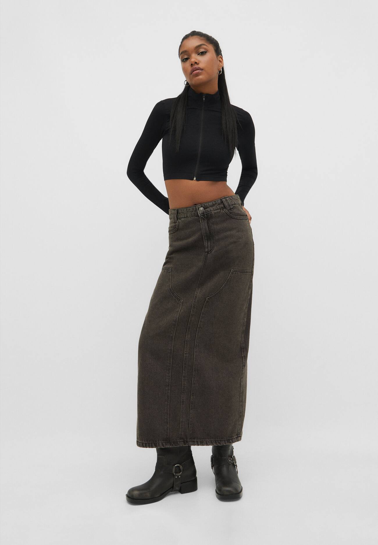 Blusa de gola alta com zíper