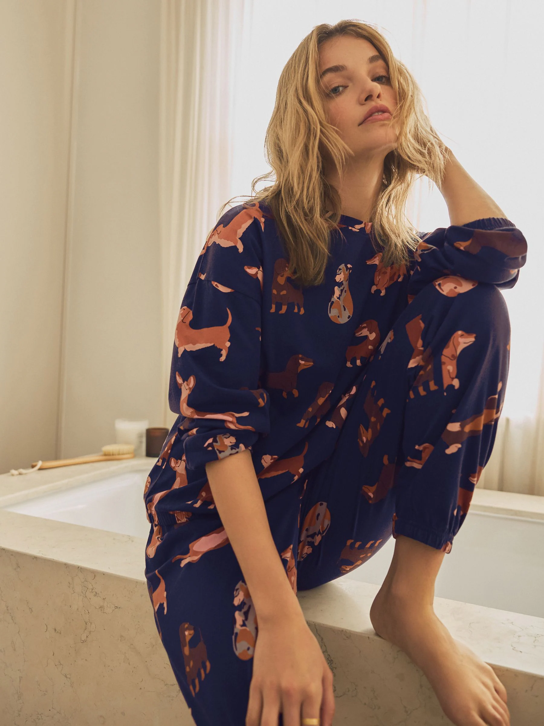 Marineblauw teckel - Pyjama met lange mouwen
