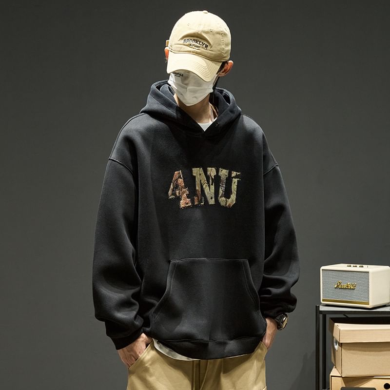 Redsinc - Hoodie met geborduurde letters