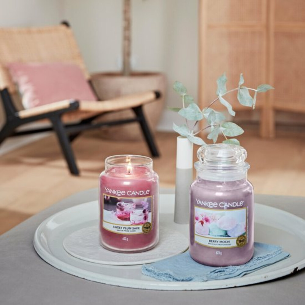 Yankee Candle Geurkaars Large Jar Sweet Plum Sake623 gr