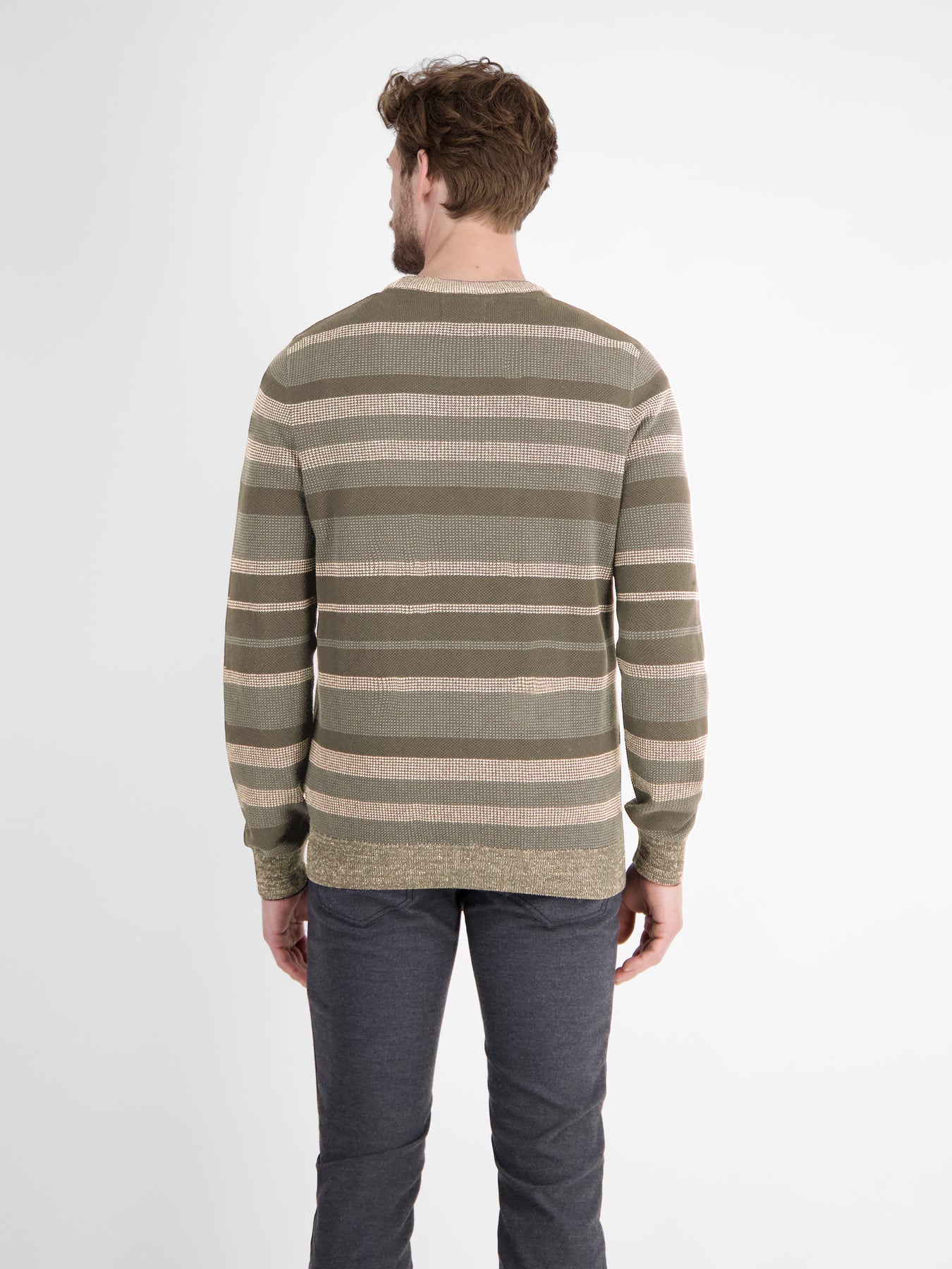 Gestreifter Strickpullover