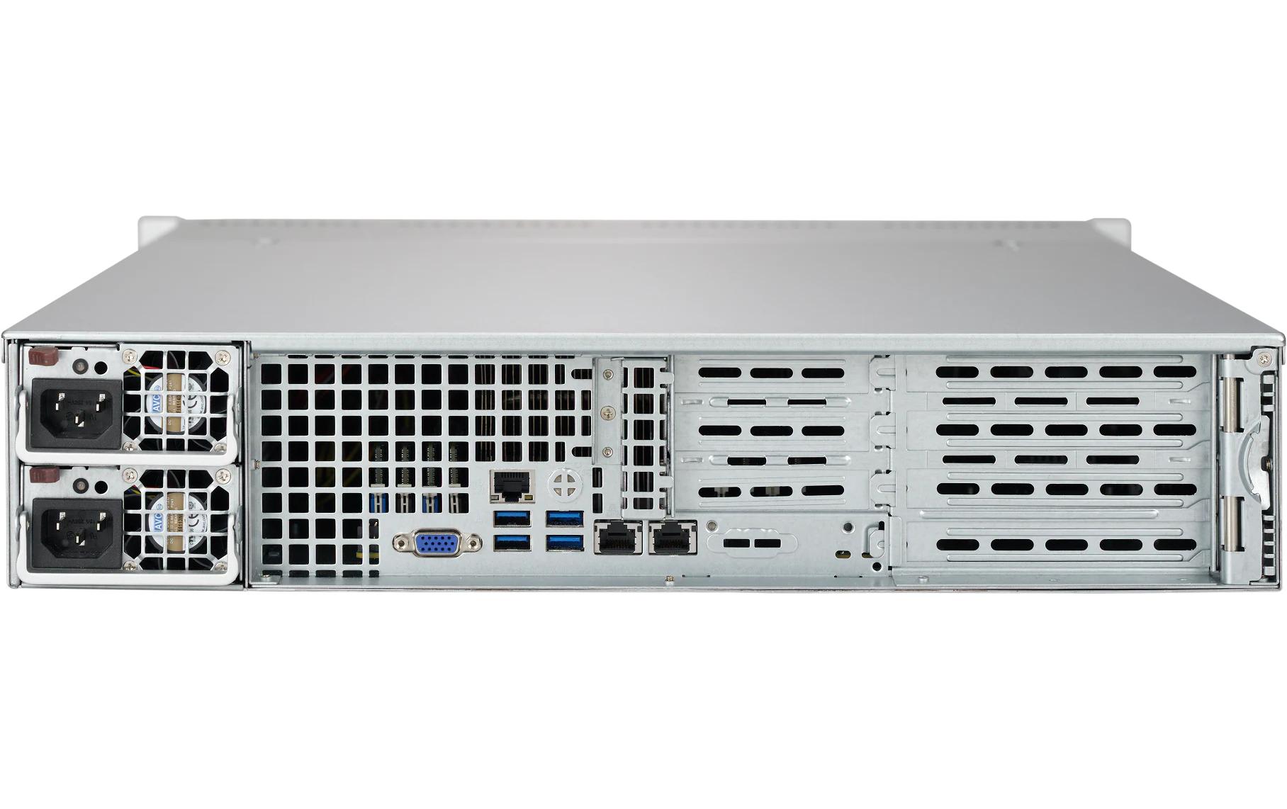 SuperChassis 825TQC-R802WB<br>2U-Rackmount-Chassis mit Unterstützung für 8x 3.5