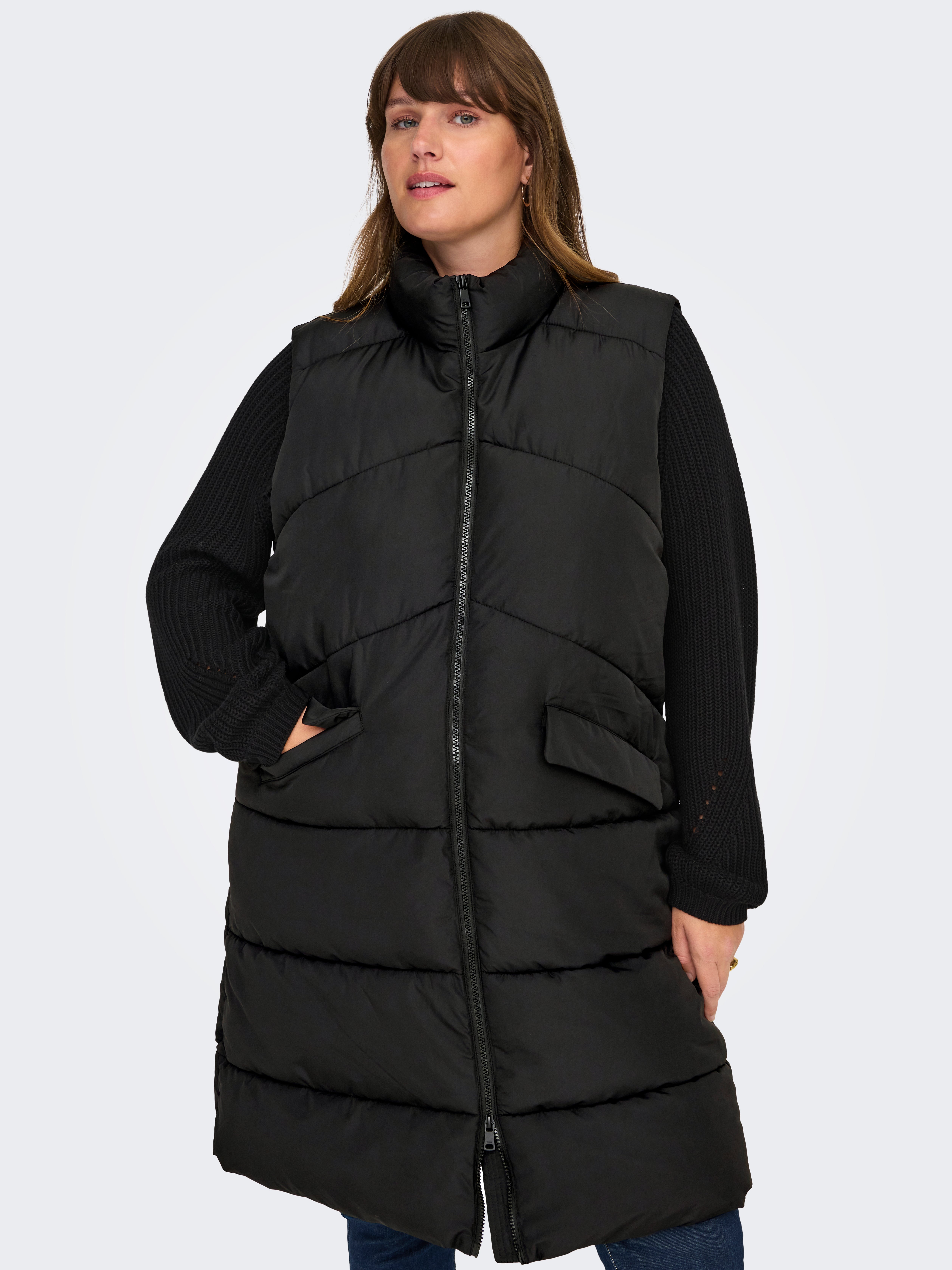 CARMATILDE Weste Black