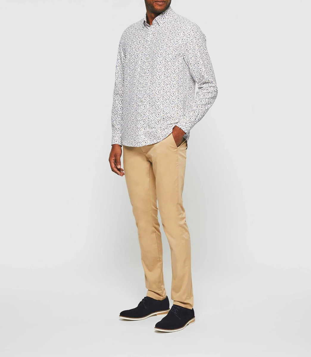 Chemise casual blanche à imprimé camel 