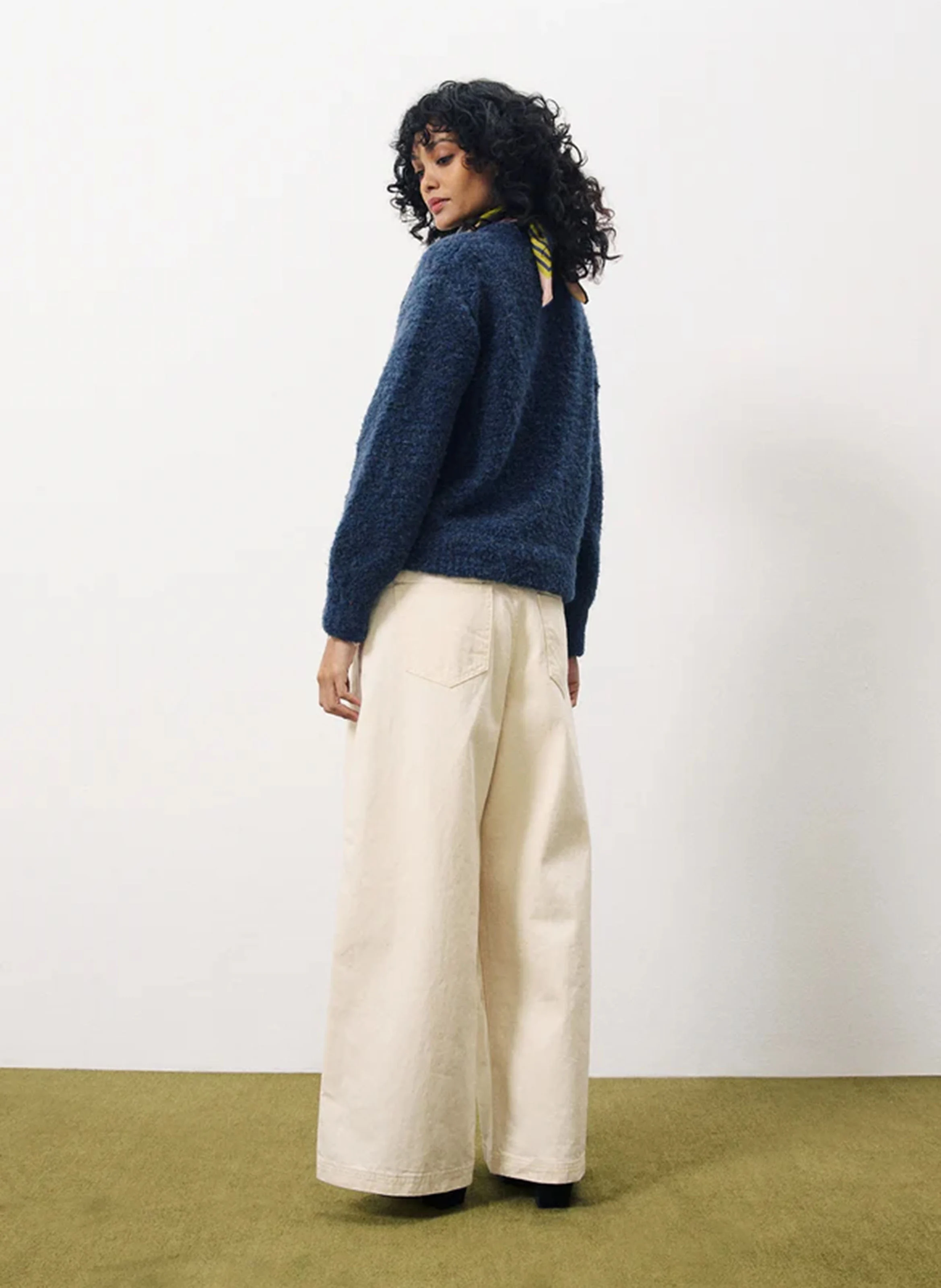 MEGANE - Cardigan col rond en maille bouclette | Bleu