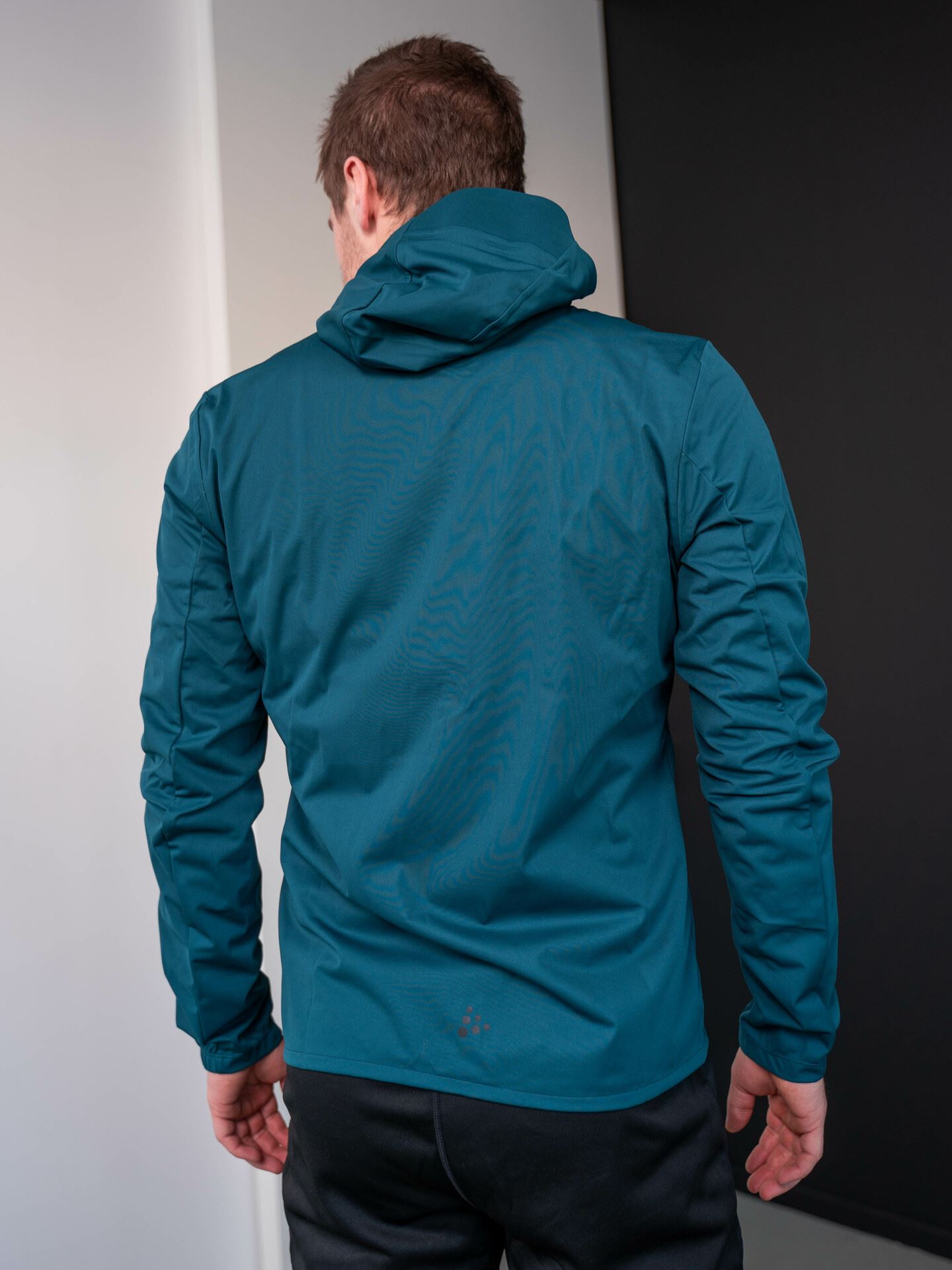 ADV Essence Hydro Jacket