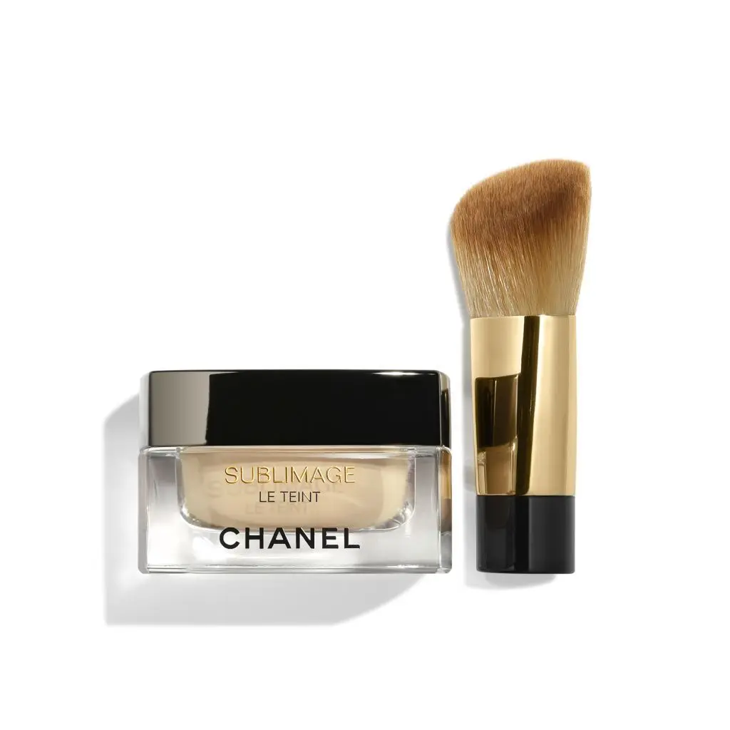 CHANEL - SUBLIMAGE LE TEINT TEINT CRÈME ULTIME GÉNÉRATEUR D'ÉCLAT-