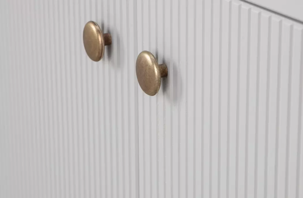 Schrank Madu