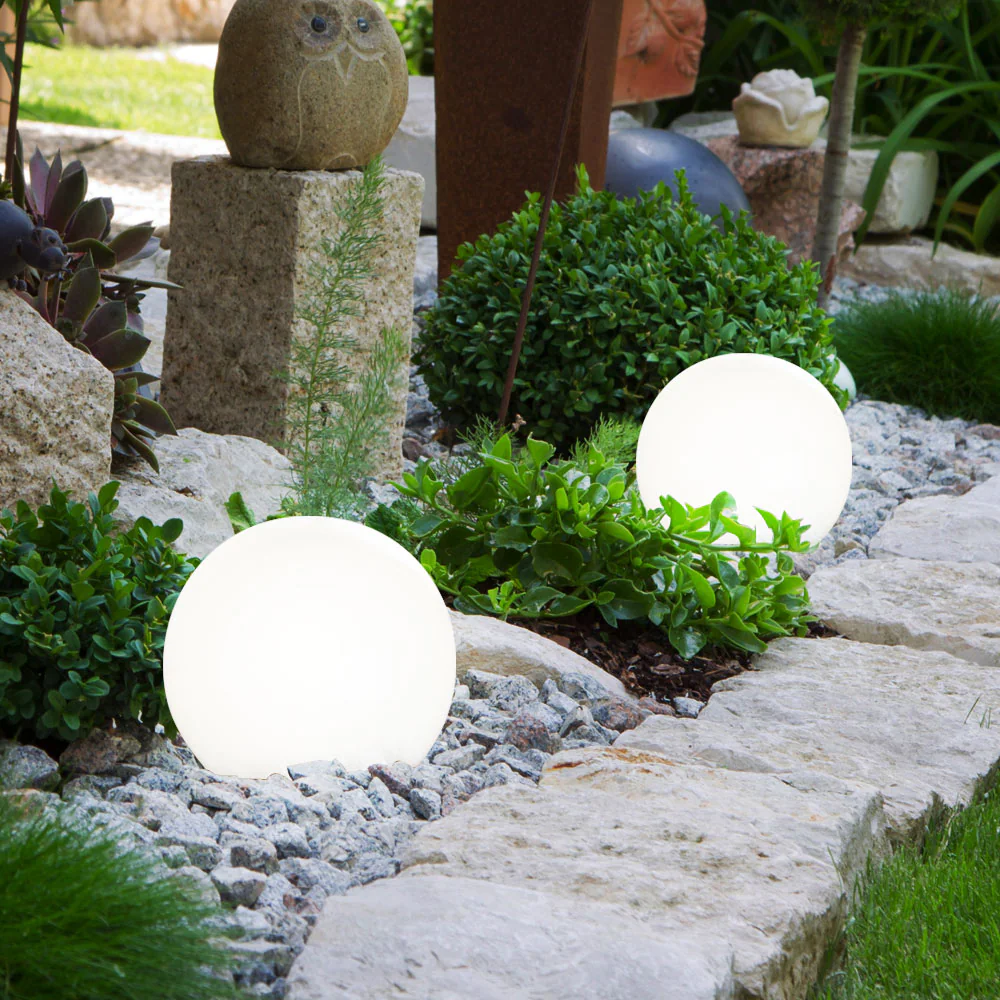6er Set LED Außen Solarleuchten in Kugelform für den Garten
