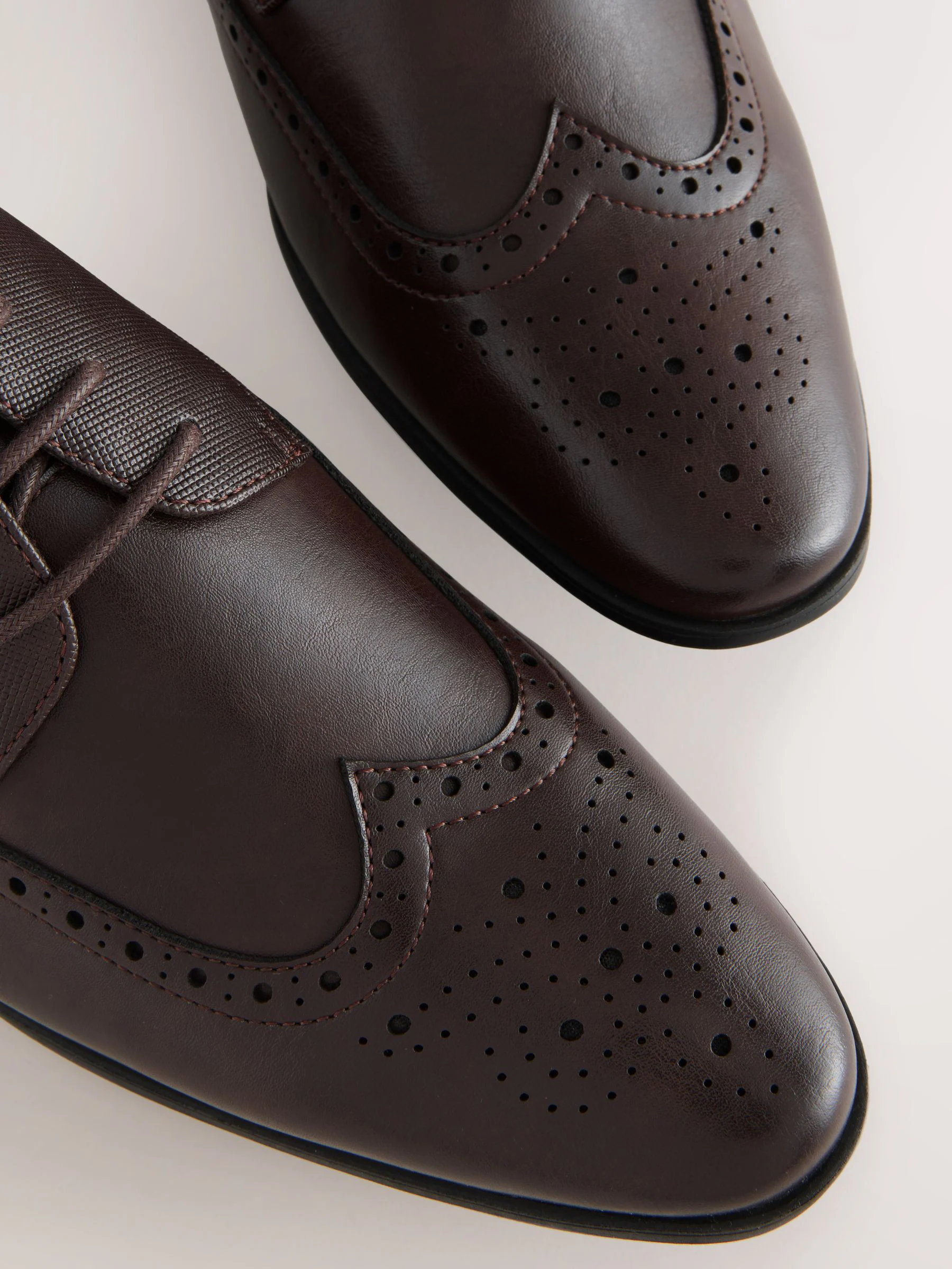Bruin - Standaard pasvorm - Brogueschoenen