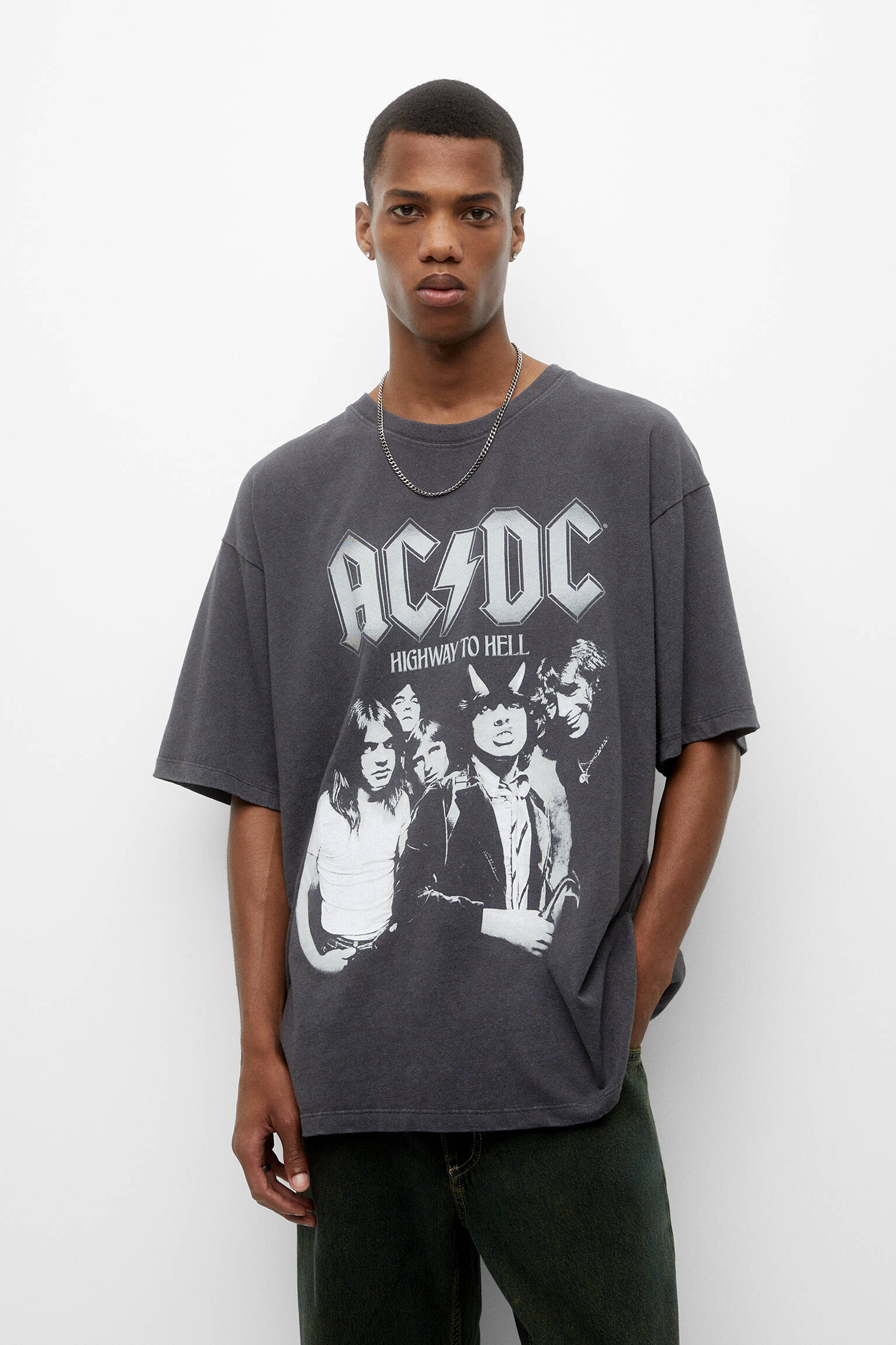 Camiseta AC/DC Washed Highway to Hell - Cinza