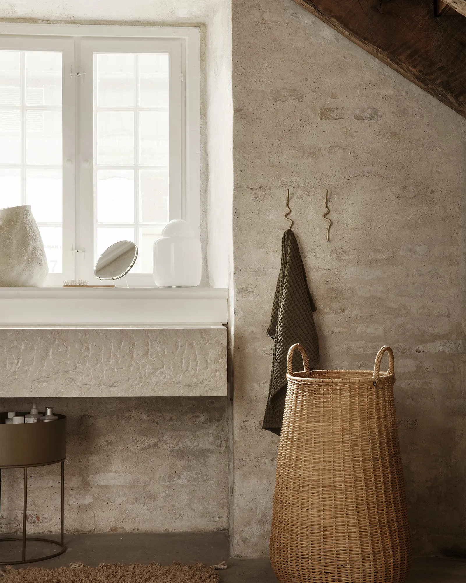 ferm LIVING Bell Table Lamp - EU PLUG