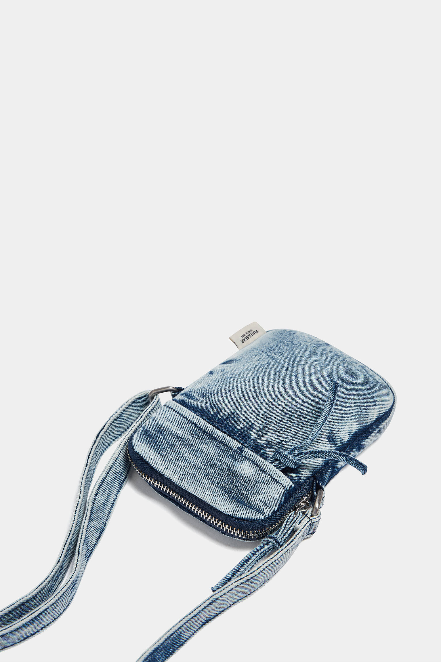 SUPORTE PARA CELULAR EM JEANS - Jeans