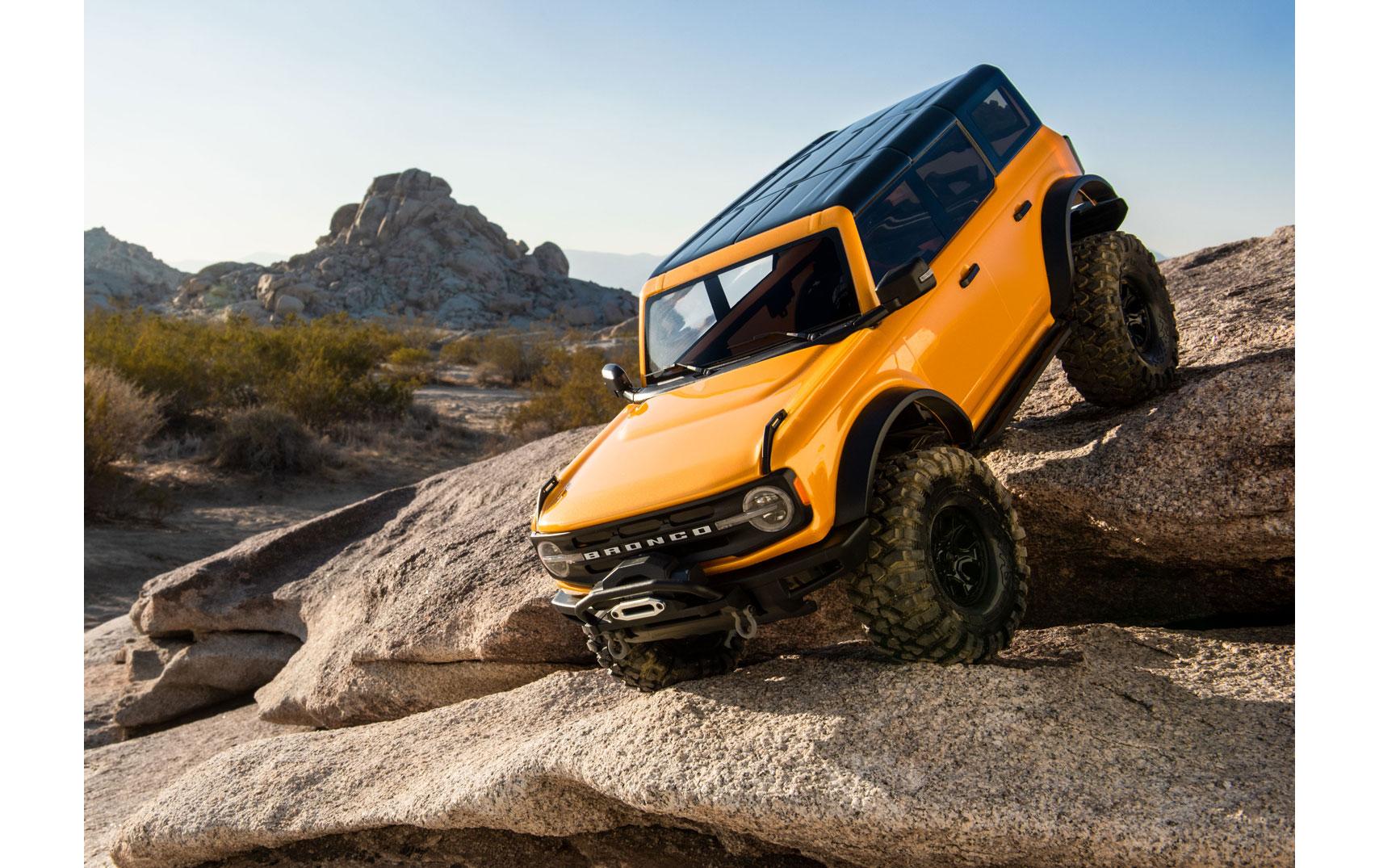 Scale Crawler TRX-4 Ford Bronco 2021, Orange ARTR, 1:10<br>TRX-4 Rockcrawler mit 2-Gang Getriebe, Differentialsperre und offizieller 2021 Ford Bronco Karosserie