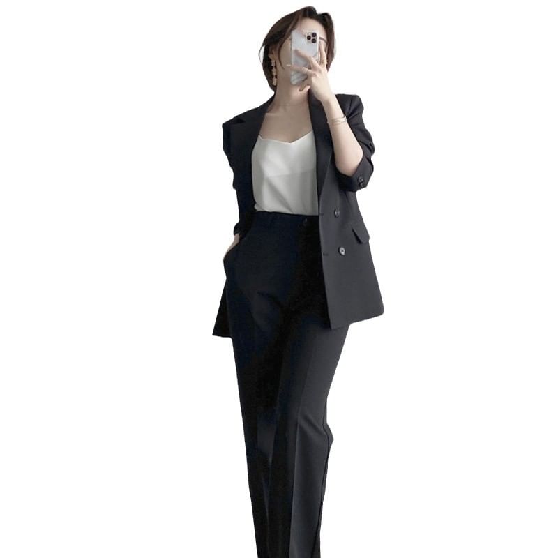Yilda - Set: Dubbelrijs effen blazer + pantalon