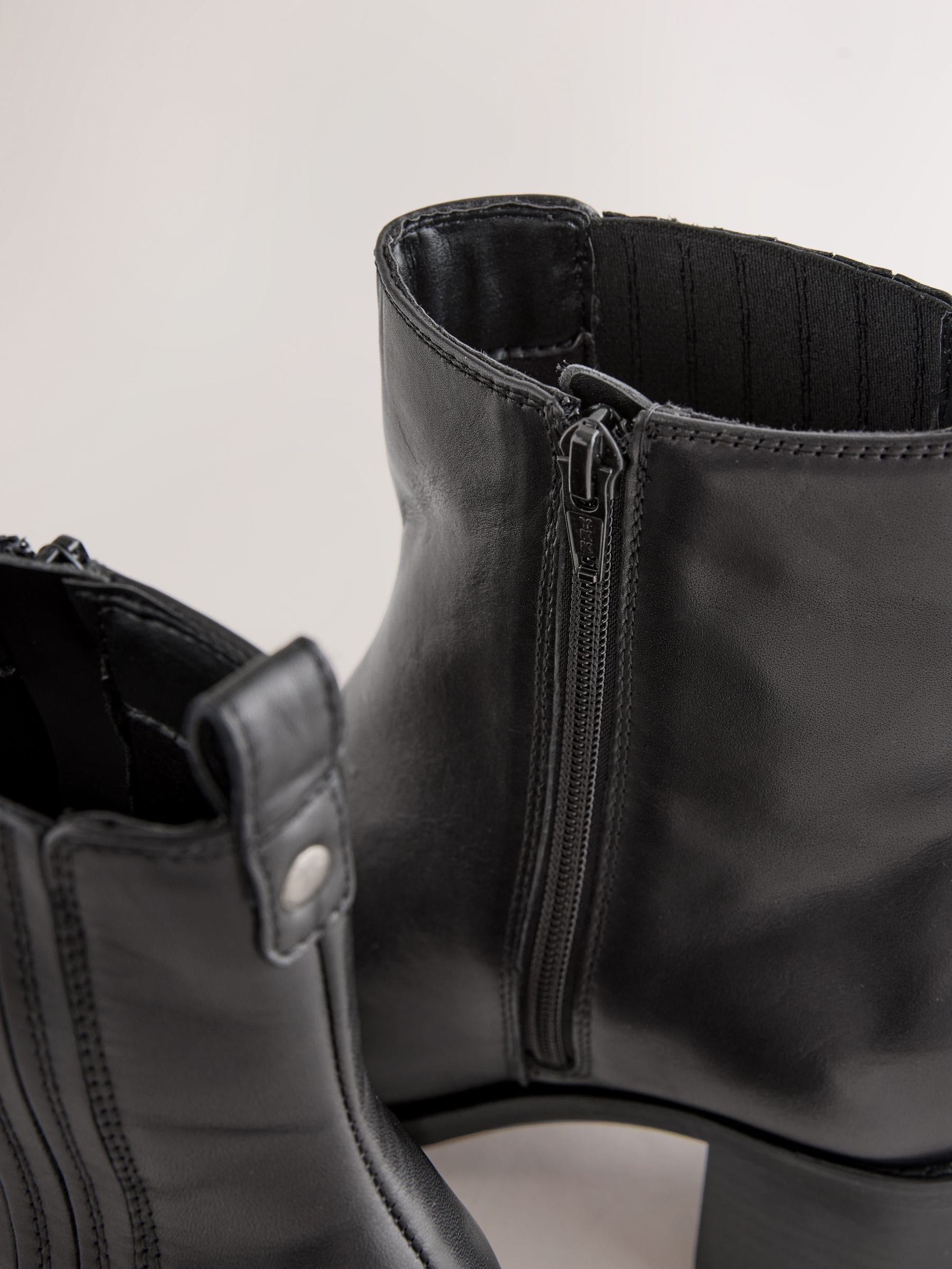 Zwart - Forever Comfort® leren Chelsea-laarzen met vierkante neus en blokhak