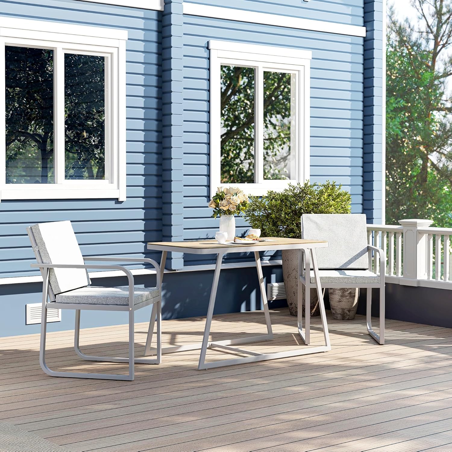 Outsunny Sitzgruppe 3-teilig Essgruppe Glastisch für 2 Personen mit 2 Stühlen Sitzkissen Küchentisch-Set mit Esstisch Esszimmergruppe Gartenmöbel Balkonmöbel für Esszimmer, Terrasse Balkon Hellgrau