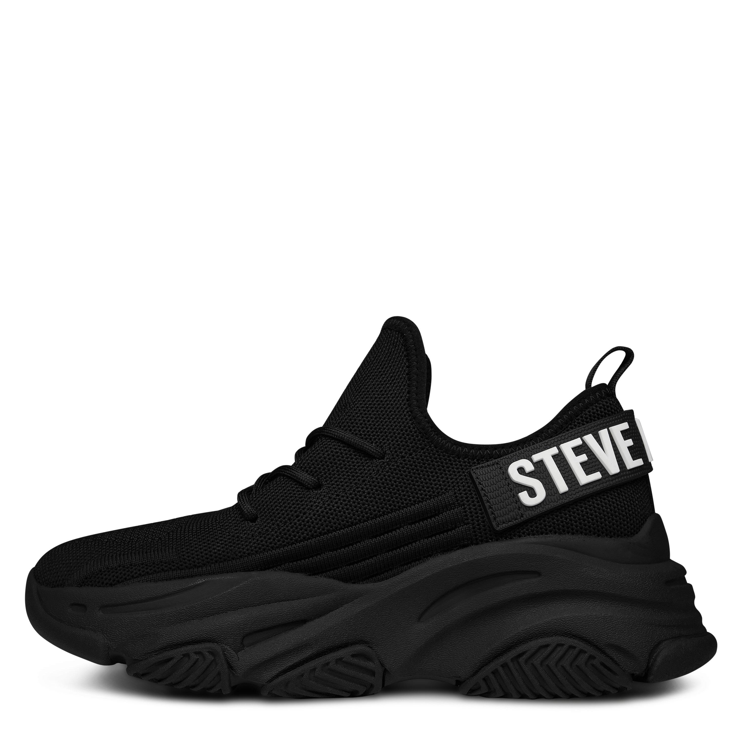 Steve Madden Protege e Sneakers.