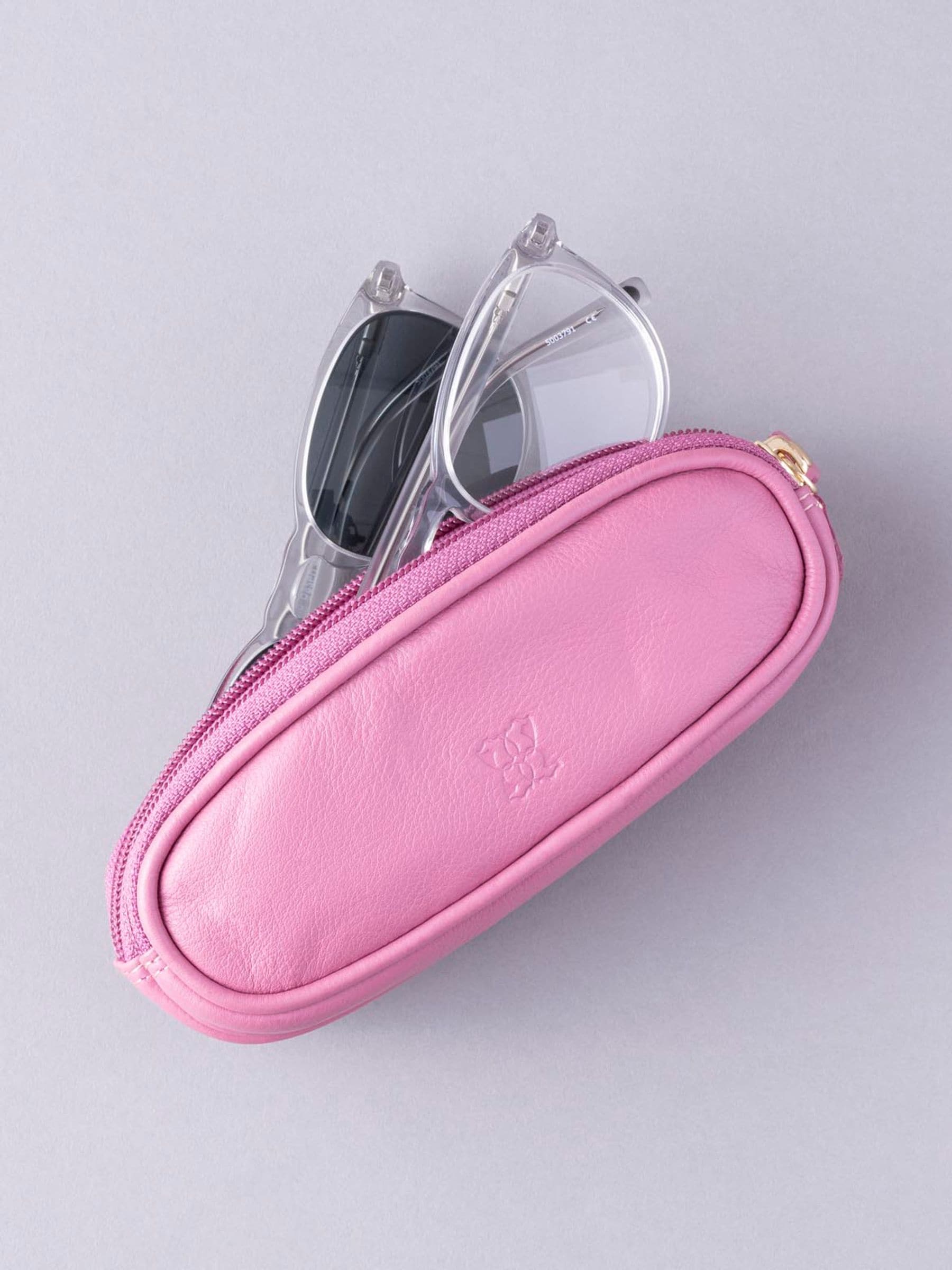 Lichtpaars - Lakeland Leather dubbele brillenkoker
