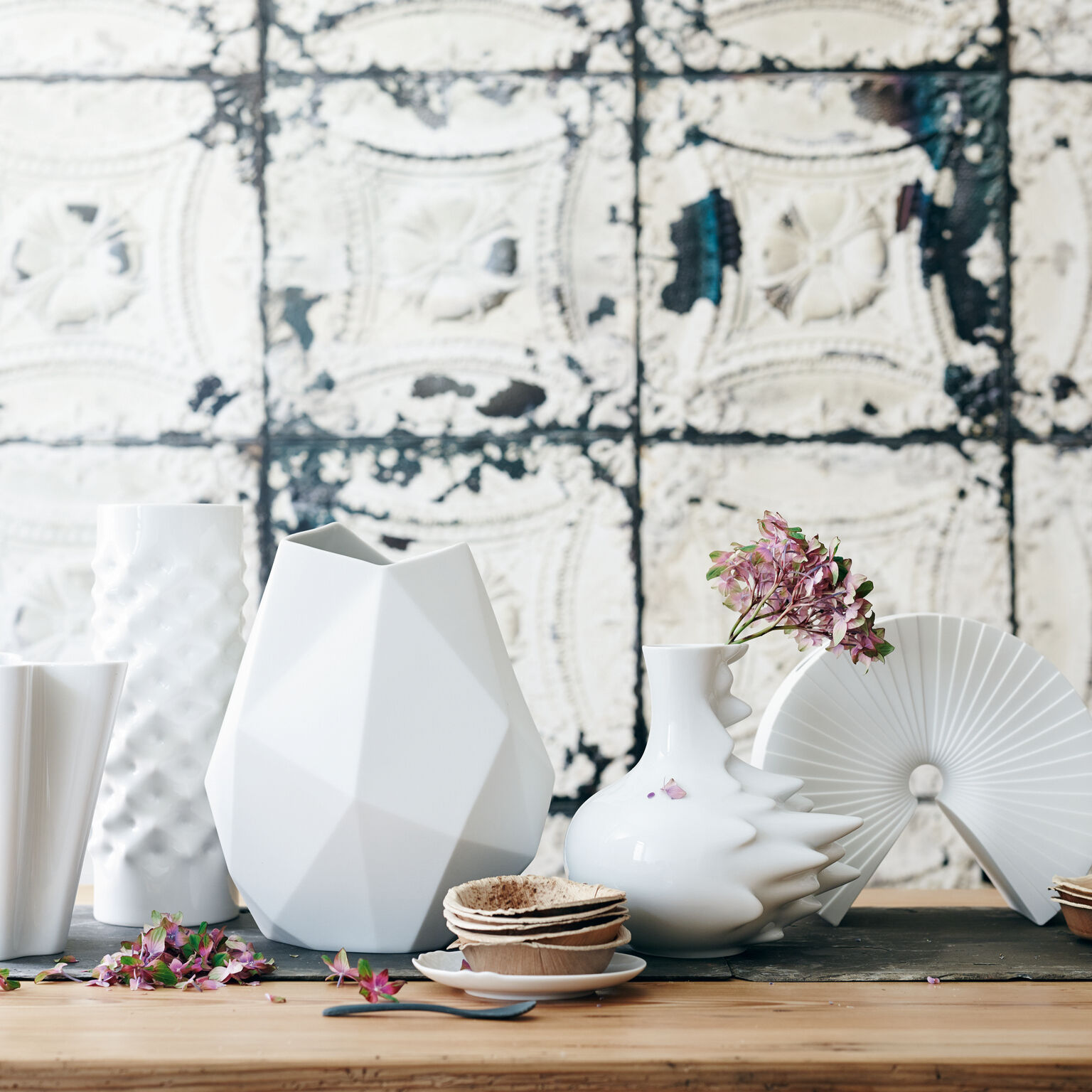 Fast Weiss Vase 22 cm