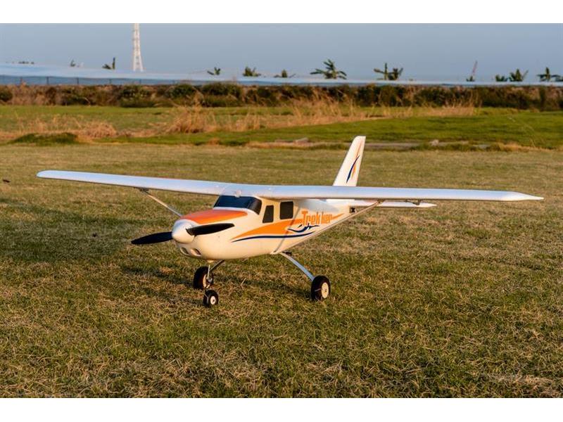 Arrows RC Motorflugzeug Trekker 1200 mm PNP Gutmütiges Trainer Flugmodell mit Brushless Motor