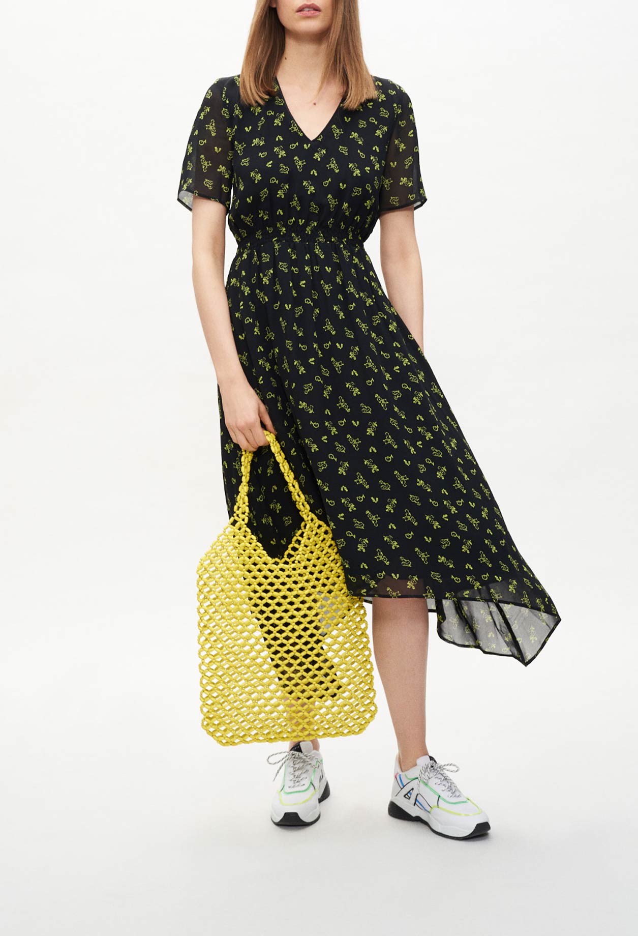 Robe longue fleurie &agrave; pans