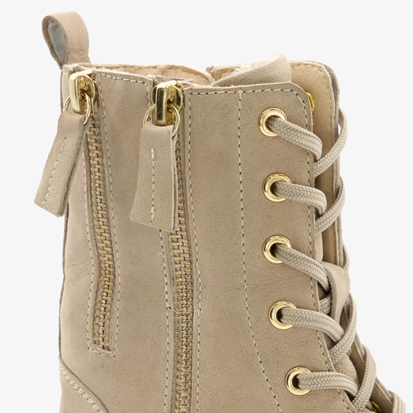 Groot leren meisjes veterboots