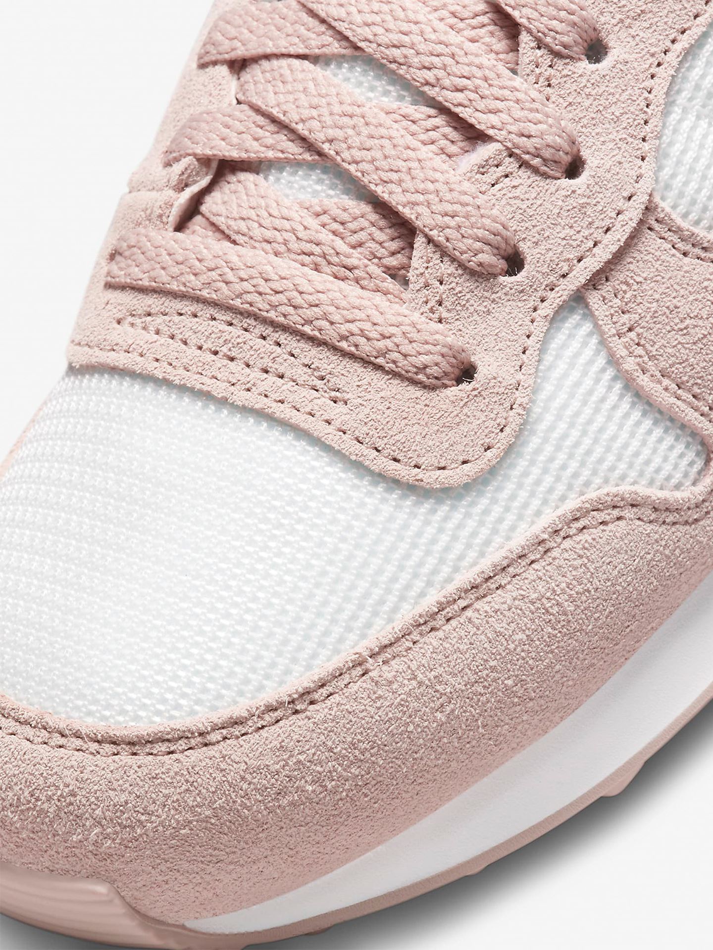 Internationalist