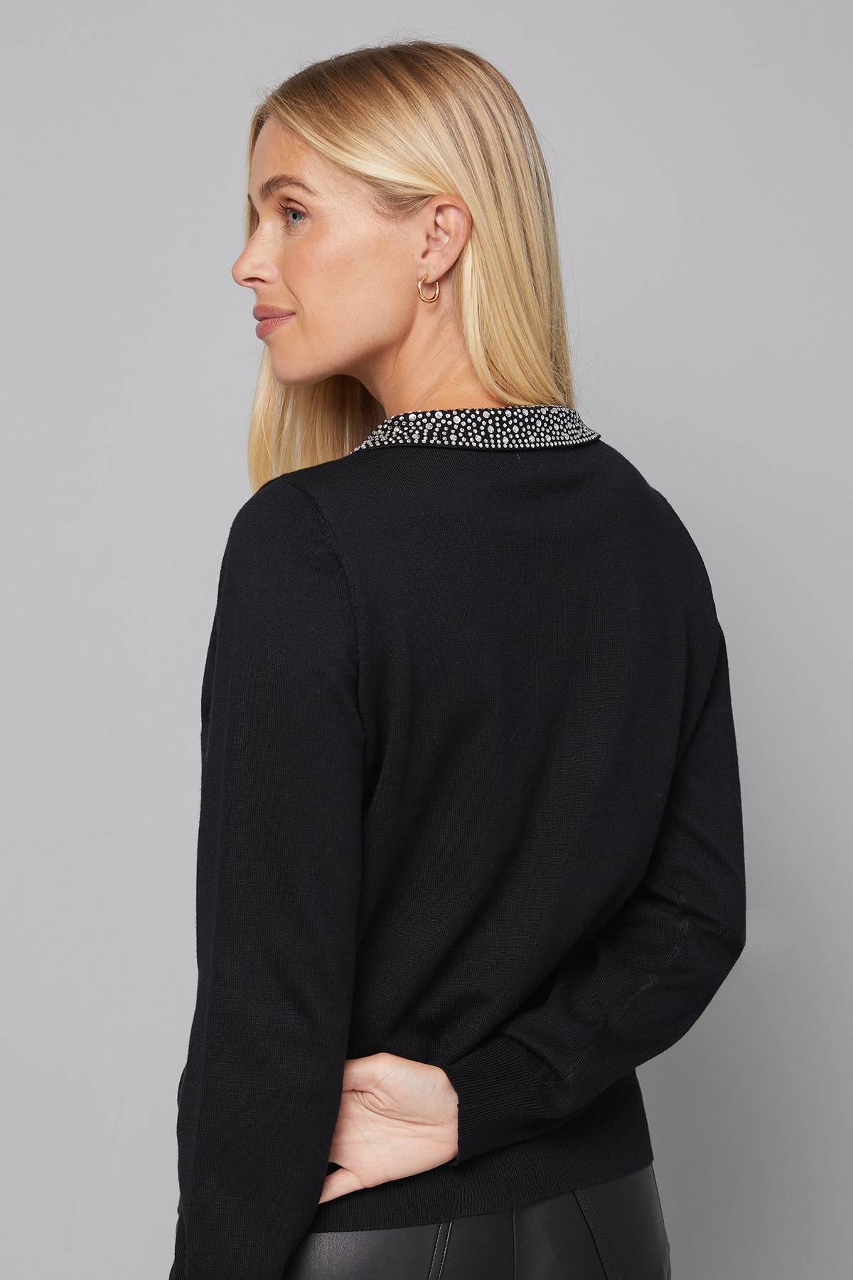 Wallis synthétiquell Tricoté à Col Orné Petite Taille