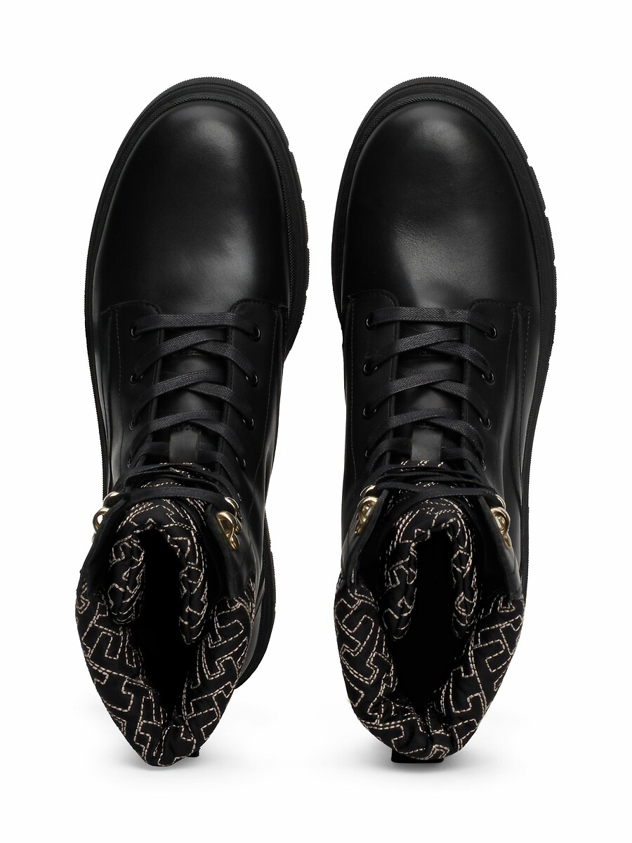 TOMMY HILFIGER<br>Botas de couro com cadarços