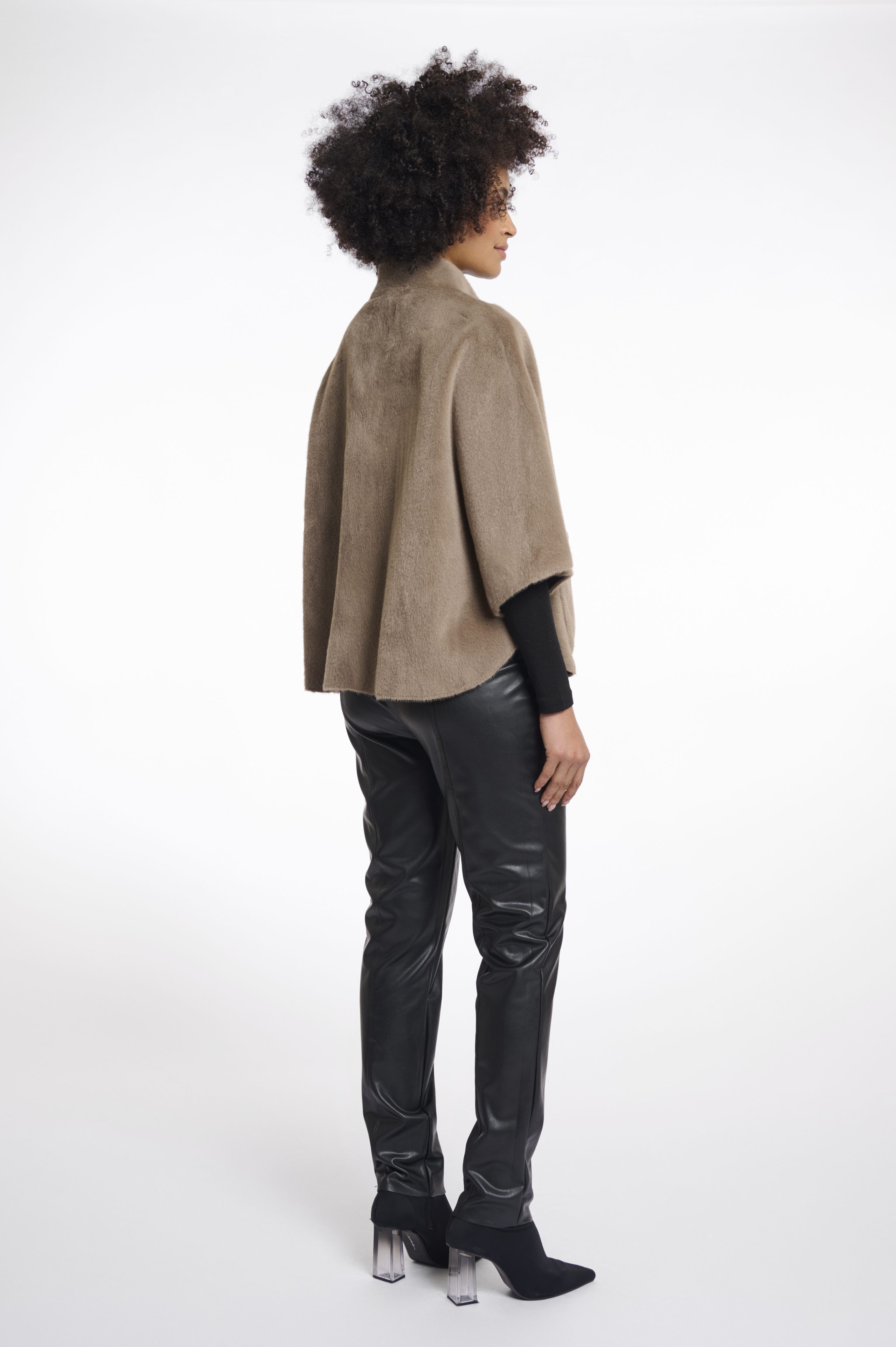 Rino & Pelle - Dewi Faux Fur Cape - Toffee