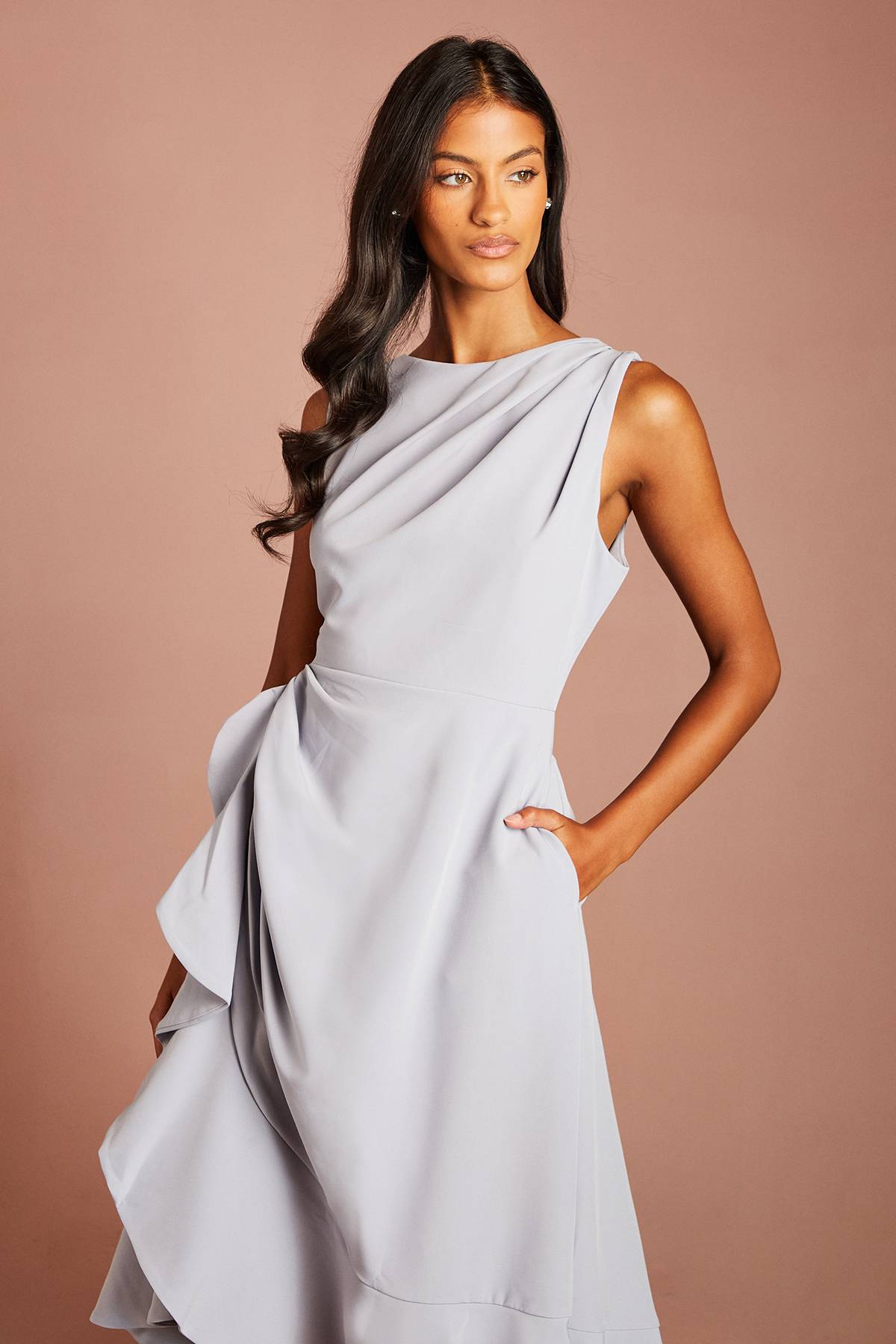Coast Robe Midi À Volants En Crêpe Avec Dos Échancré Petite