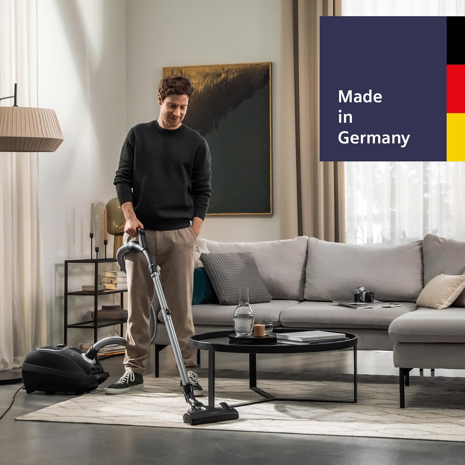 SIEMENS VSZ7A400 Z 7.0 Bodenstaubsauger mit Beutel Polsterdüse XXL, 650 W schwarz, Taupe, leise 69dB(A)
