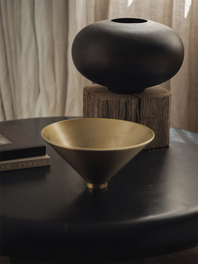 Audo Copenhagen Surround Vase, H17,5, Wood