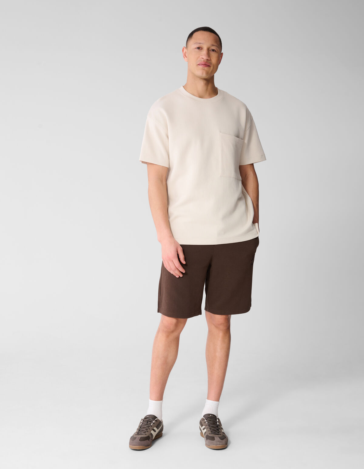 Cord Short Donkerbruin
