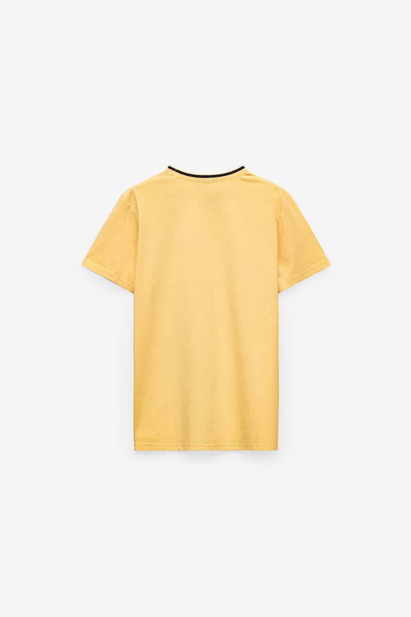 T-SHIRT COM PRINT QMR EM ALTO RELEVO