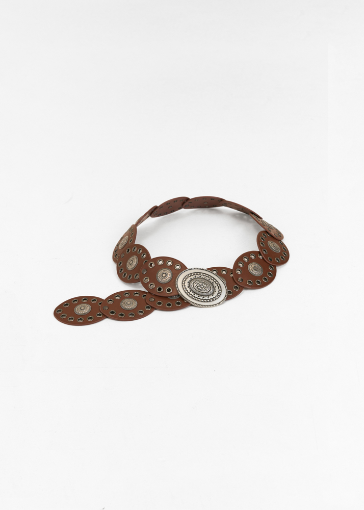 Nina riem bruin