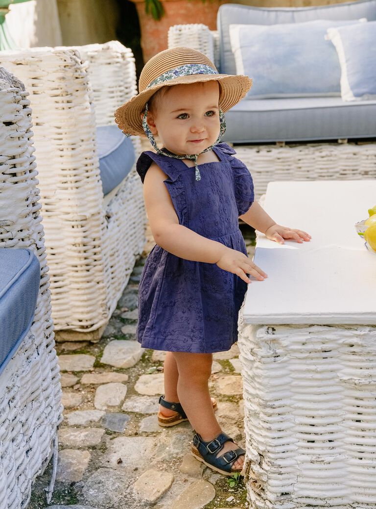 Robe bleu nuit en popeline à broderies fleuries