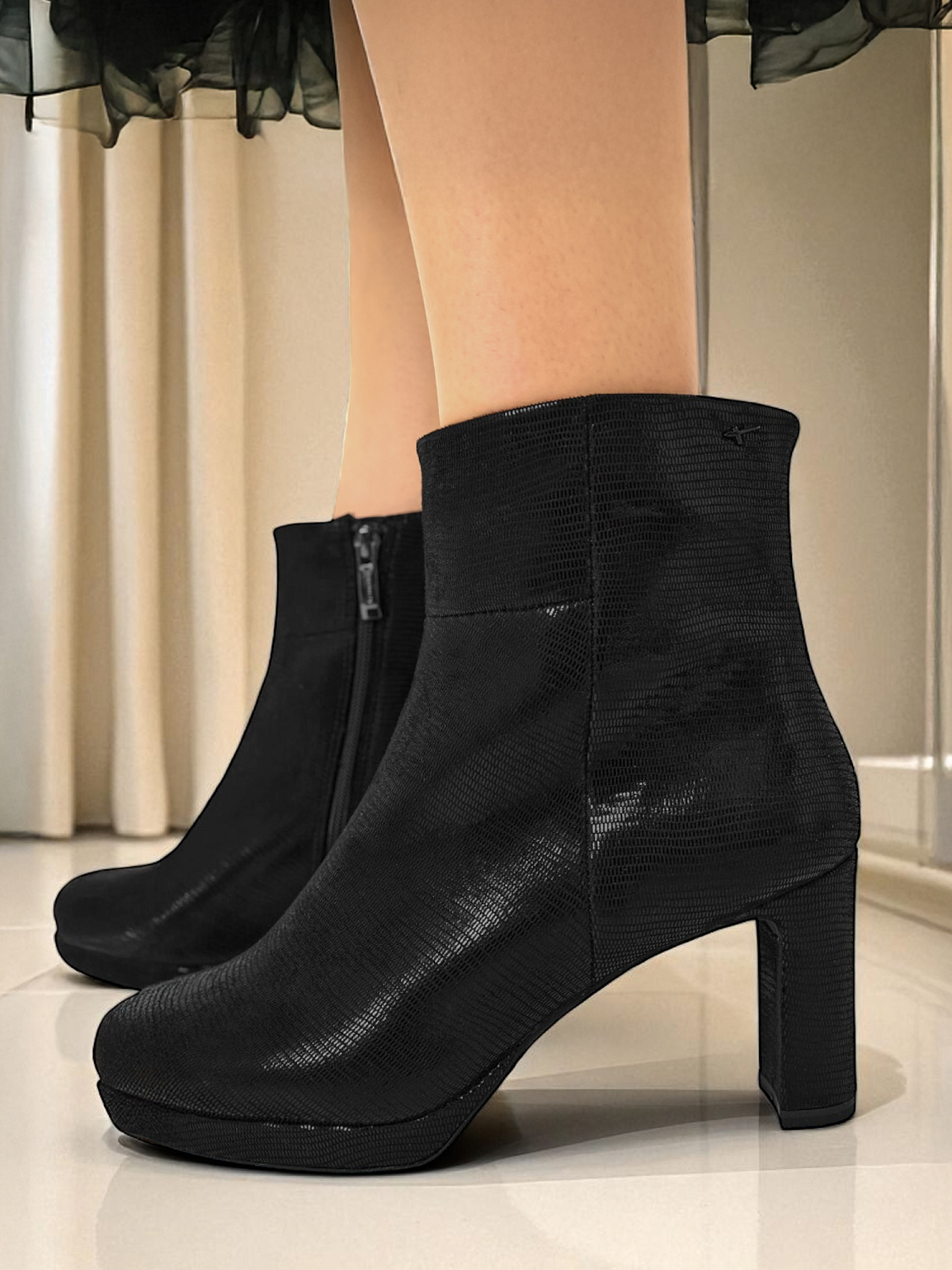 Tamaris Reptile Bootie