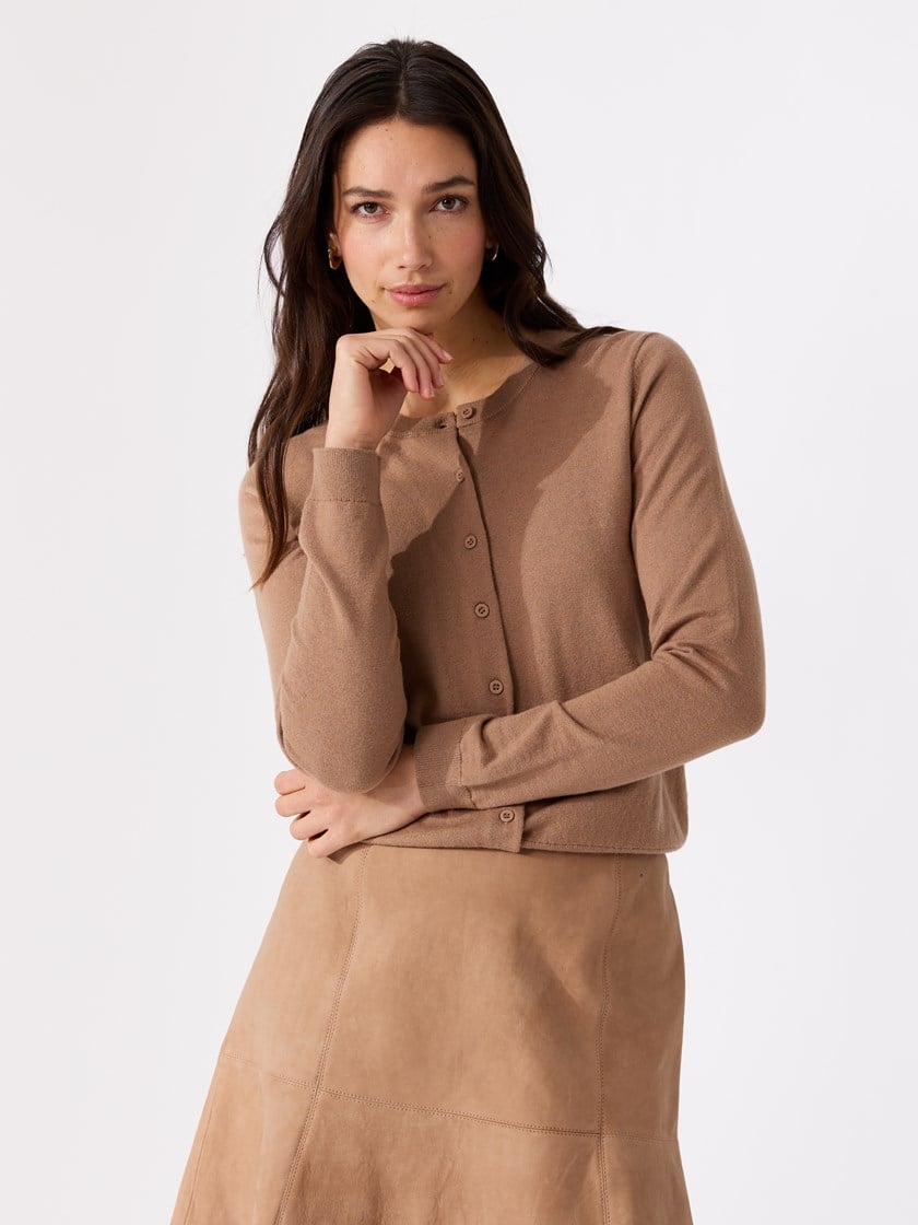 Olea cardigan i merinoblanding Mocha Mousse