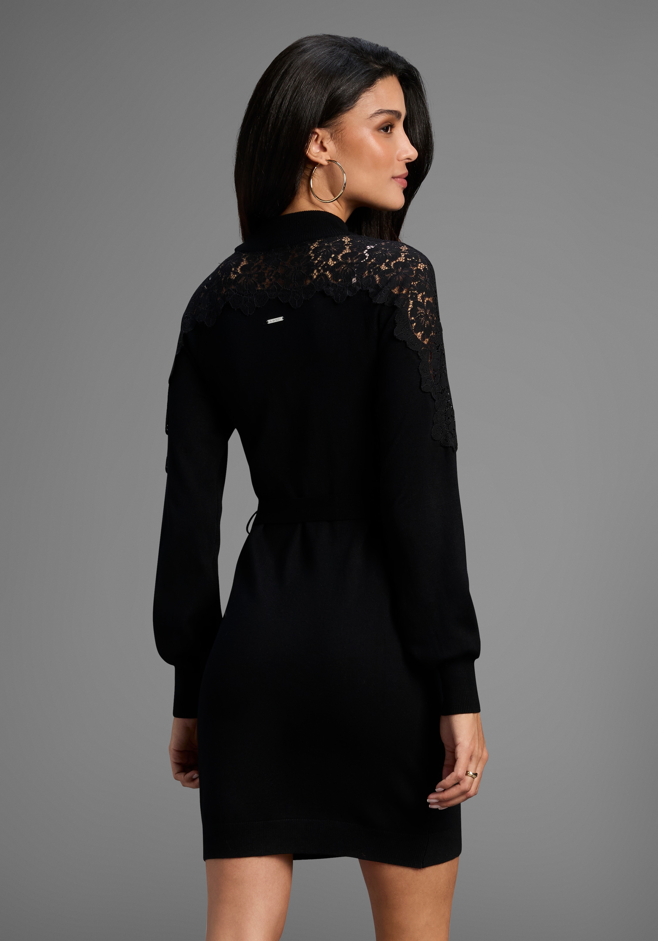 Laura Scott Strickkleid Ohne Taschen in Mini-Länge mit edler Spitze  - NEUE KOLLEKTION