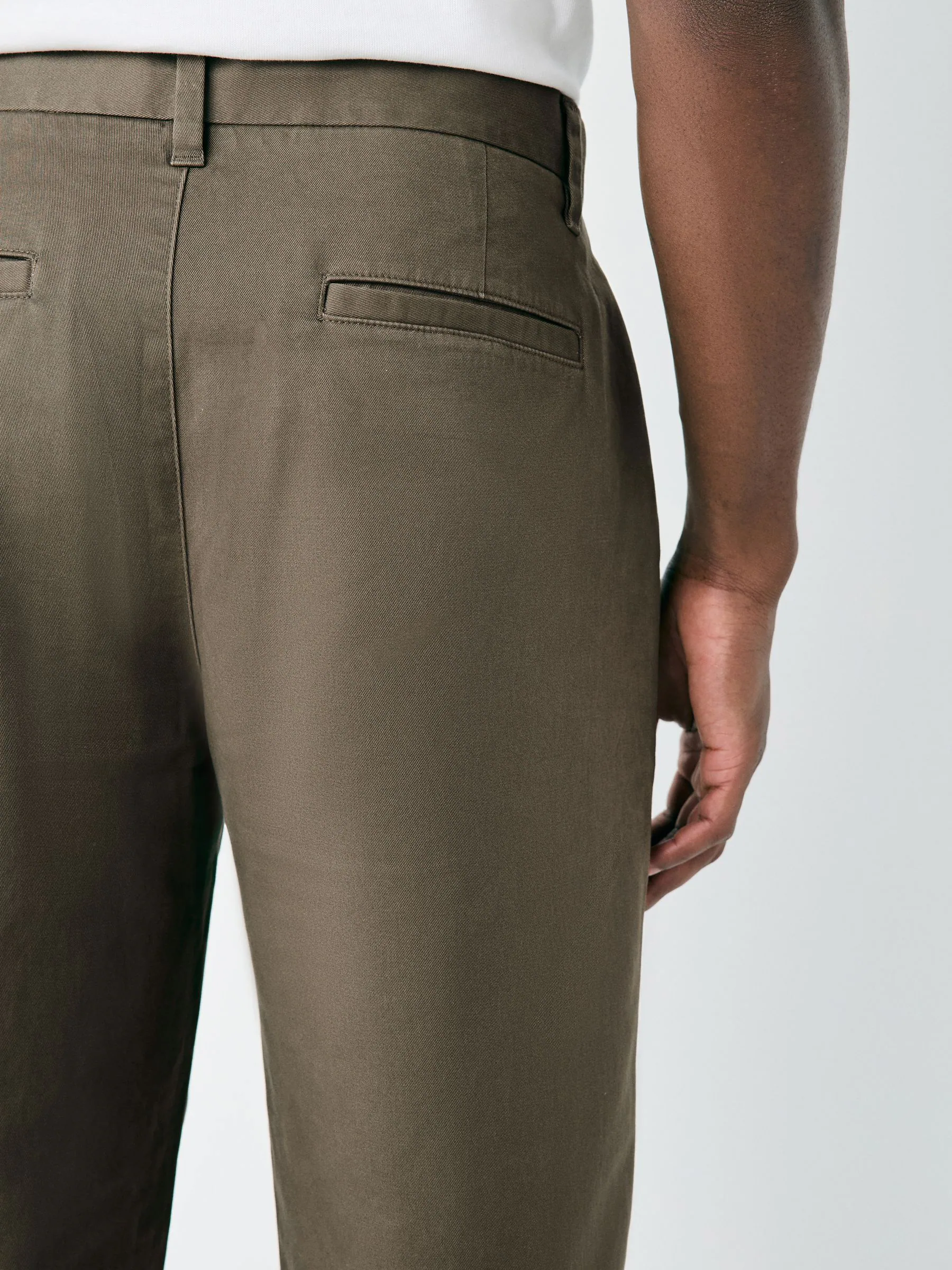Lichtbruin - Relaxed fit - Stretchy chino