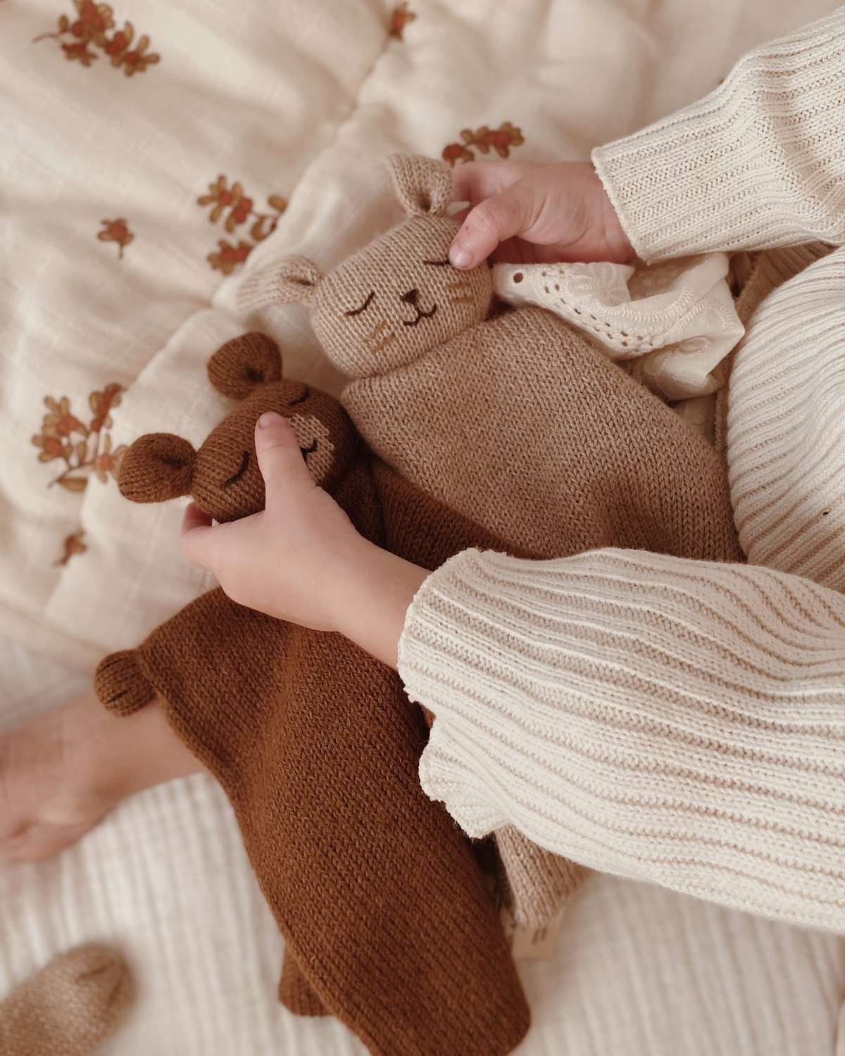 Koseklut Kanin – Håndstrikket Alpakkaull | Knitted Cuddle Cloth